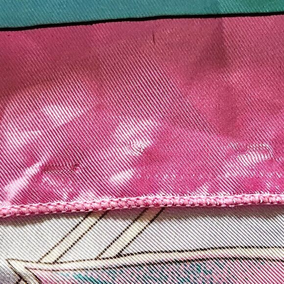 Unknown Brand Womens Ivory Pink Purple Floral Print Square Silk Scarf 34 X 34 - Picture 7 of 7